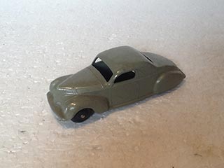 Dinky Toys Vintage 39C Lincoln Zephyr Coupe