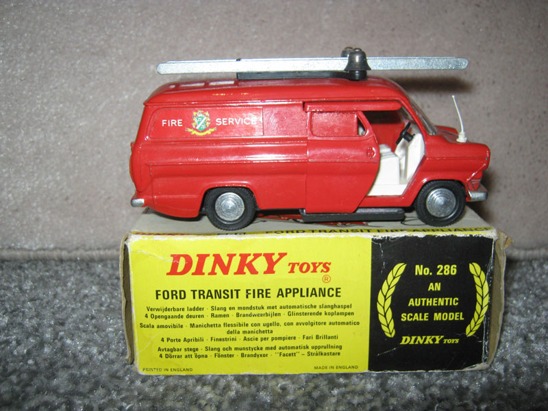 Dinky Toys 286 Ford Transit Fire Van Boxed