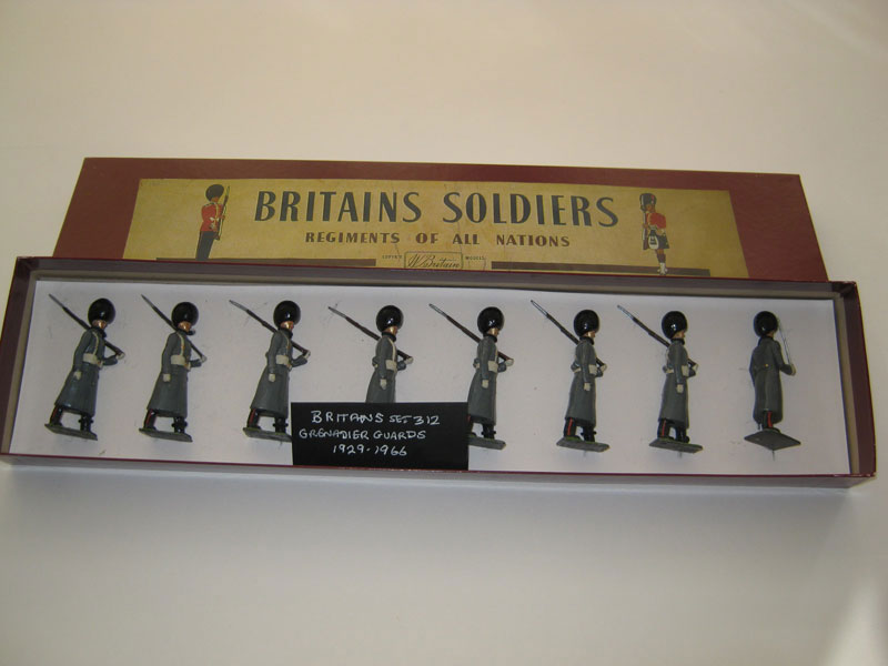 Britains Grenadier Guards Set 312 in Winter Overcoated (Repainted) 1929-1966 - Aquitania Collectables