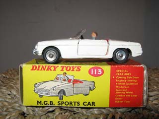 Dinky Toys 113 MG MGB Sports Car