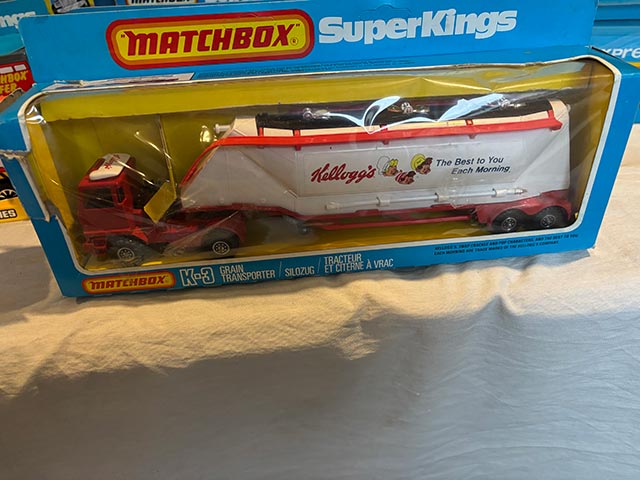 Matchbox Superkings K-3 Grain Transporter